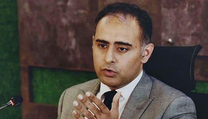 Minister of State for Finance to Bilal Azhar Kayani addressing a presser.— APP/File