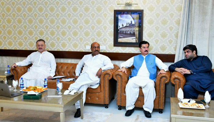 PPP Central Secretary Information Nadeem Afzal Chan (centre left), Sindh’s Senior Minister Sharjeel Inam Memon (left), and Governor Khyber Pakhtunkhwa Faisal Karim Kundi (centre right) attend key ‘Digital Strategy’ meeting on June 15, 2025. — Facebook@FaisalKarimKundi