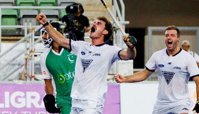 New Zealand hockey players celebrate after winning match against Pakistan during the FIH Nations Cup in Kuala Lumpur on June 16, 2025. — X/HokitaMY