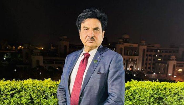 Dr Aurangzeb Khan, vice chancellor of Dewan University Karachi. &mdash; Facebook@Prof. Dr. Aurangzeb Khan/File