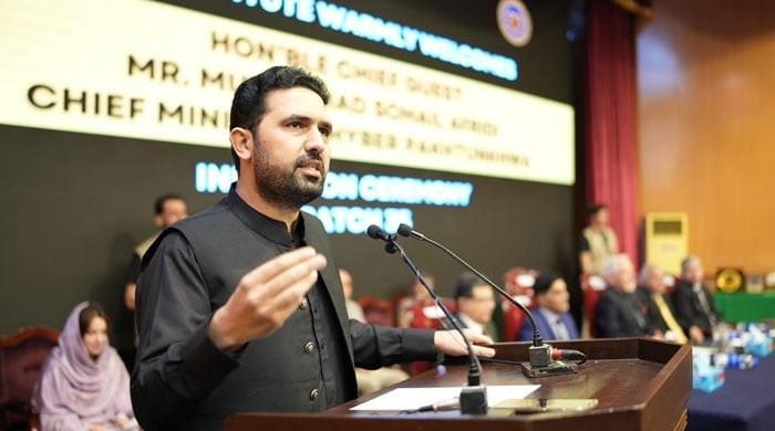 GIK Institute visit: CM announces 20 scholarships for students from merged districts