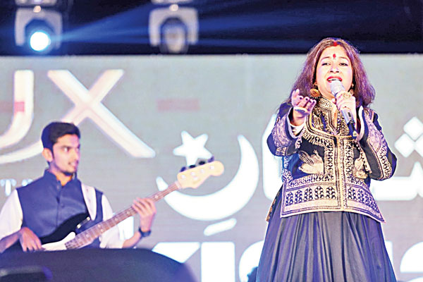 Crooner Rekha Bhardwaj serenades the crowd with her powerful vocals.