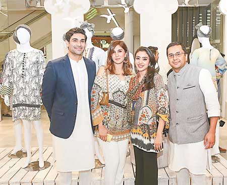 Jehanzeb Amin, Khadijah Shah, Kulsum & Nabeel Abdullah @ the launch...