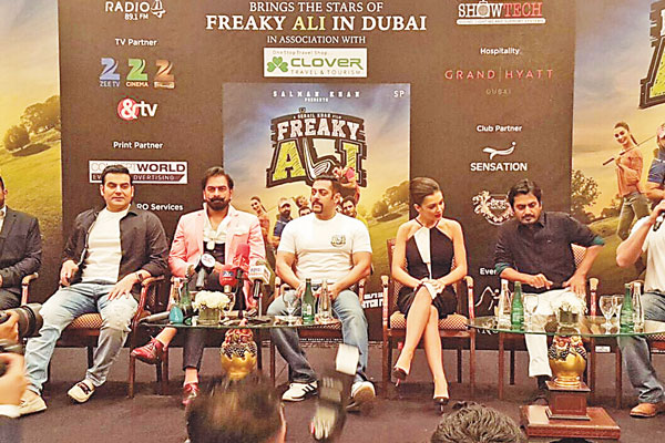 The three brothers, Arbaz Khan, Salman Khan and Sohail Khan, with Freaky Ali&rsquo;s cast including Nawazuddin Siddiqui.