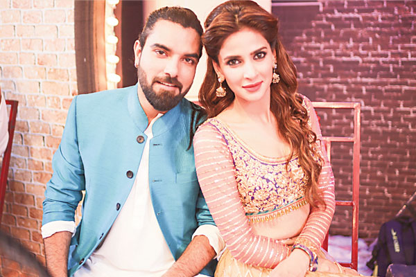 BTS image: Saba Qamar with her Lahore Se Aagey co-star Yasir Hussain.