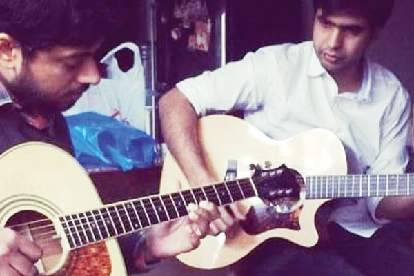 Musicians Sameer Ahmed and Danish Khwaja jamming for the upcoming Ali Hamza/Sanwal show(s).