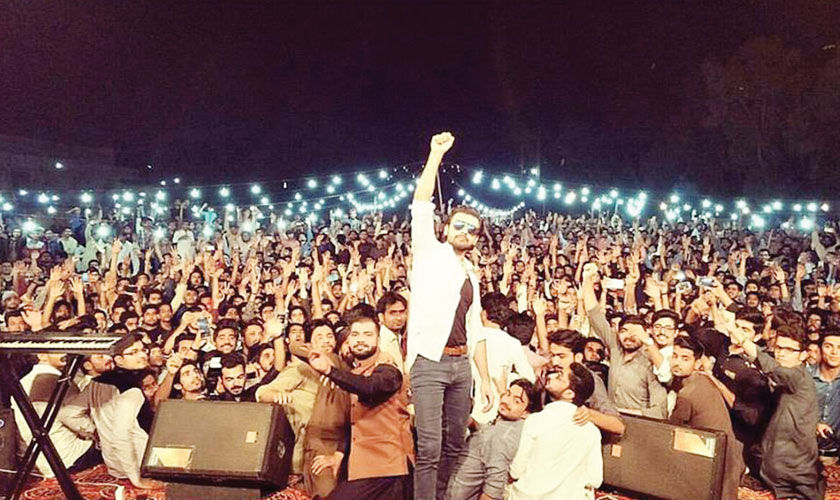 Farhan Saeed’s Larkana gig was very well-attended