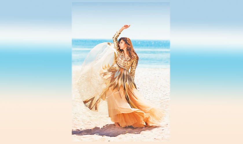 Mahira Khan strikes a pose for Diva&rsquo;Ni&rsquo;s latest limited edition collection, The Ivory Kiss.