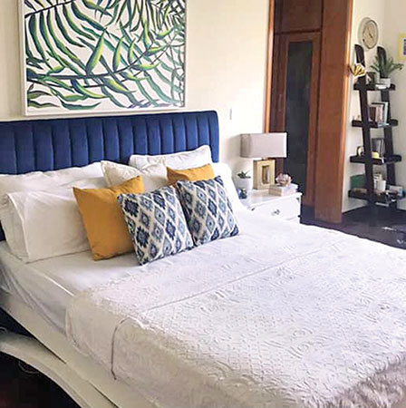 Breaking through her clutter