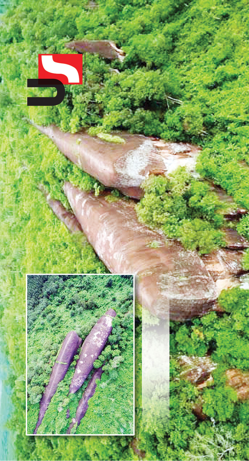 Hin Sam Wan (Three Whale Rock), Thailand