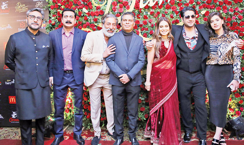 Adnan Siddiqui, Akhtar Hasnain, Adnan Shah, Jamil Baig, Amar Khan, Imran Ashraf and Kiran