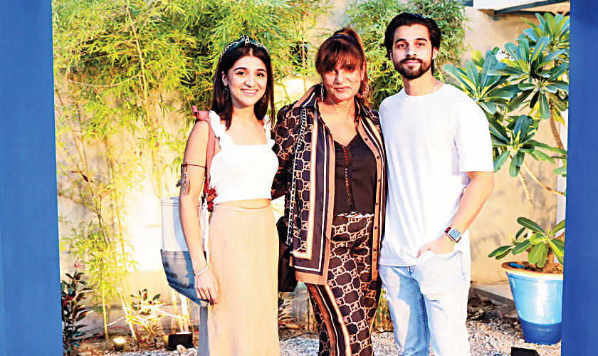 Parishae, Frieha Altaf, Turhan