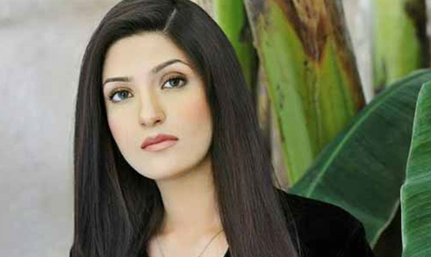 Smart and elegant – Hira Pervaiz