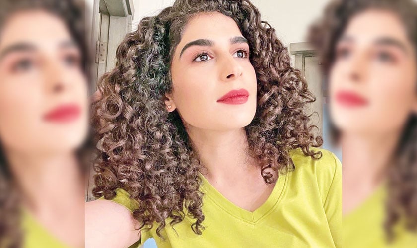 LOVE AND EMBRACE YOUR CURLS!