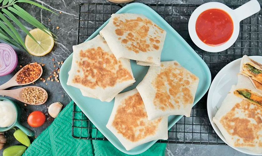 BBQ CHICKEN MINI CRUNCH WRAPS