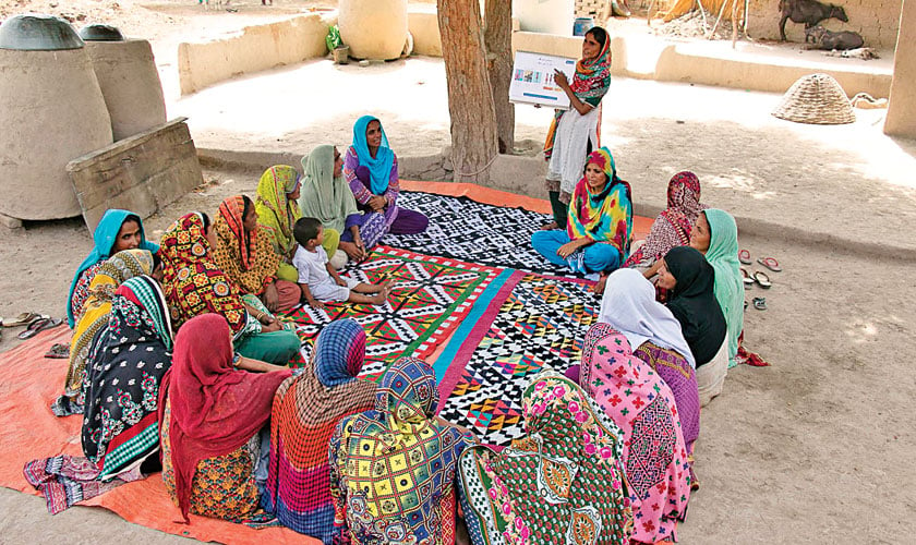 Parveen, a CRP delivers a CAT session in village Rawat Khan Khero - SUCCESS (RSPN).