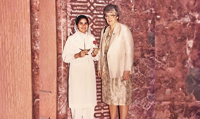 Graduated as a Nurse in 1987 - First Dean of the school with future Dean of the school