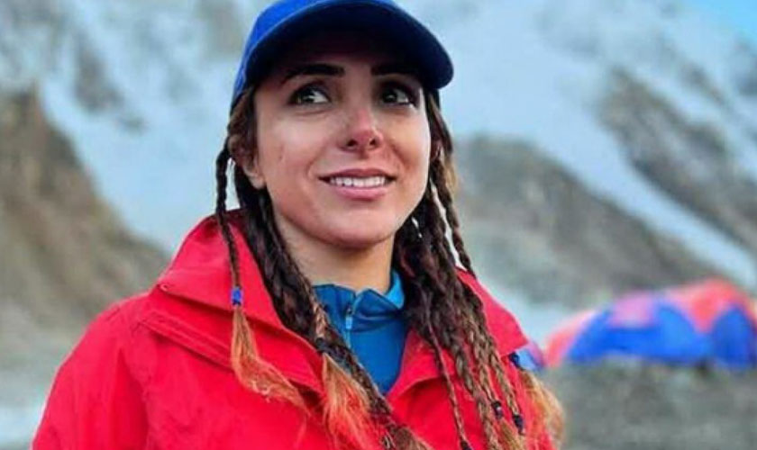 WOMEN IN THE MOUNTAINS