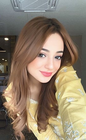 The dazzling Mahnoor Malik