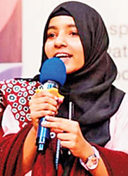 Syeda Rida Batool Kazmi takesthe oath as Chief Minister aftersecuring a decisive victorywith 40 votes