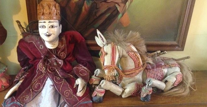 My favourite souvenir: A king and his horse