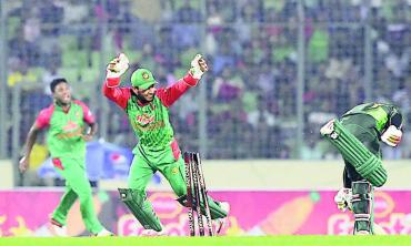 Pakistan cricket hits rock bottom