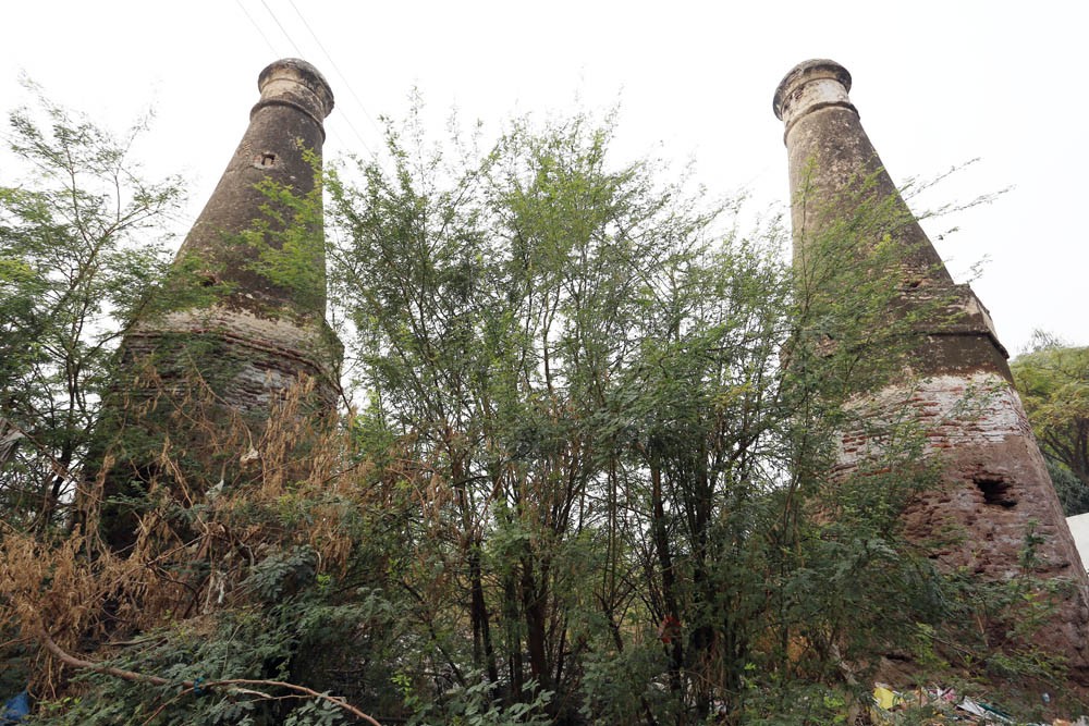 The highway and the well