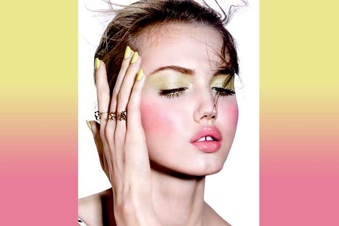 BEAUTY STATION!Trend alert: Water-coloured eyes