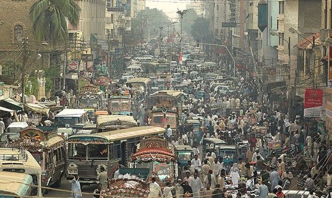 Between Karachi and Sindh 