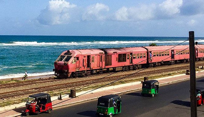 A lone woman in Sri Lanka 
