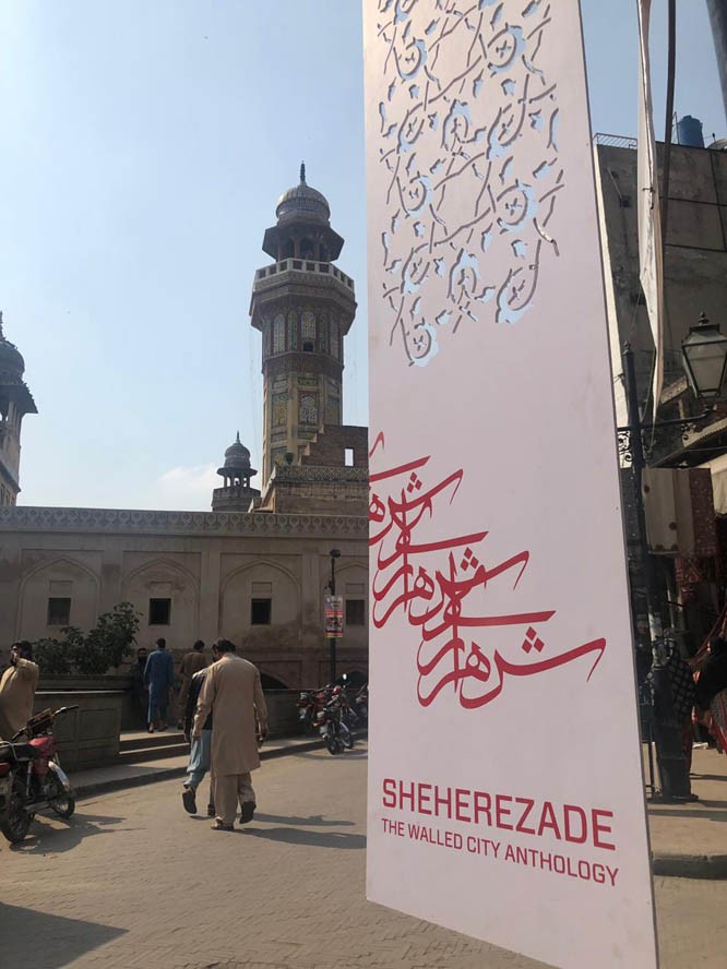 Of tales‘walled’ in the city