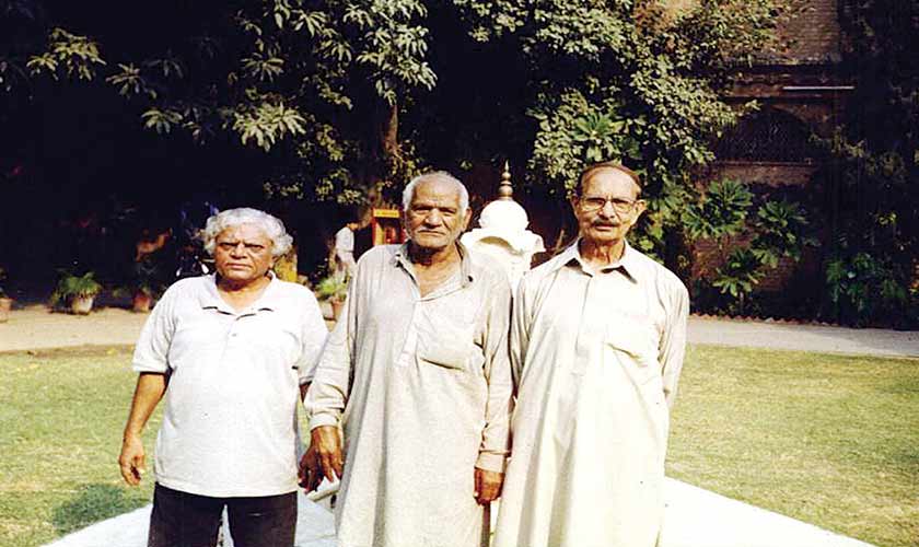 Hayat lives on Shehr