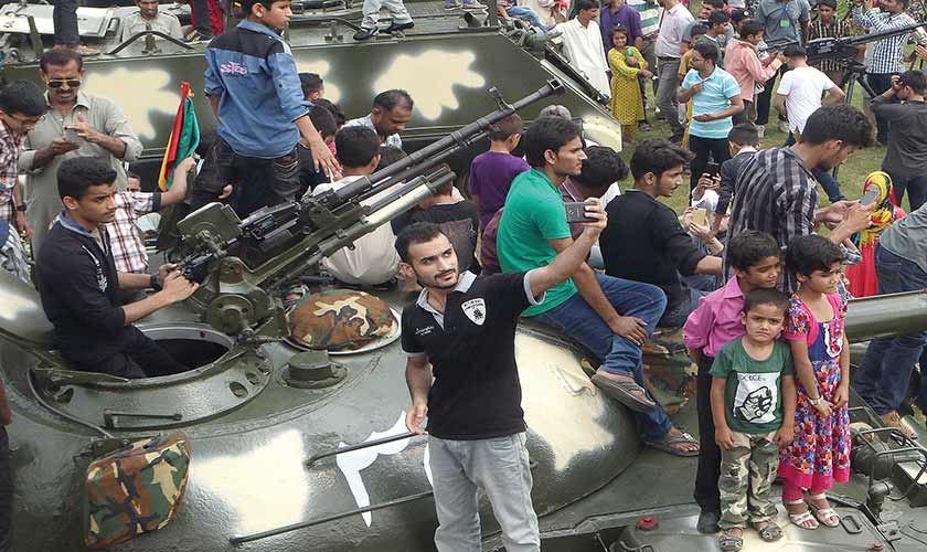 — Photo by Rahat Dar