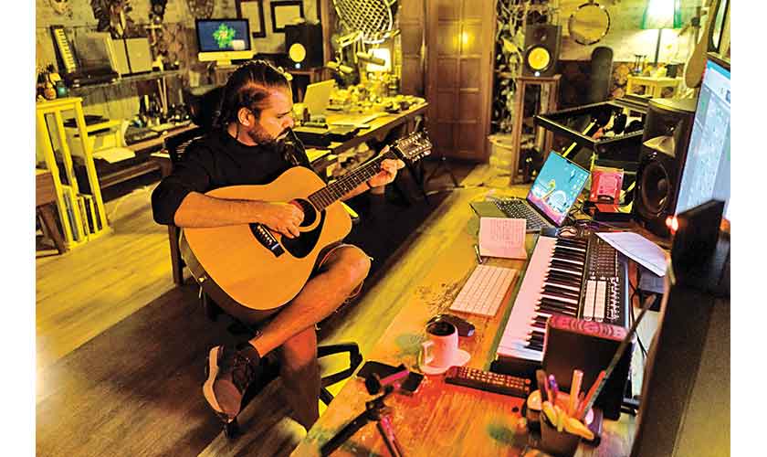 Zohaib Kazi in his studio, image by Ali Adarsh