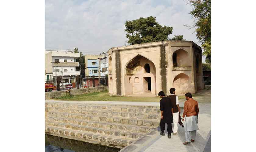 Tomb of doctors of Akbar at Hassanabdal.
