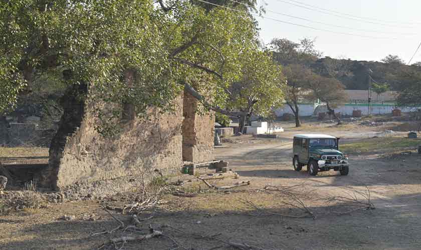 Remaining architecture of Shahi Firodgah at Sar Jalal Khan in Sohawa.