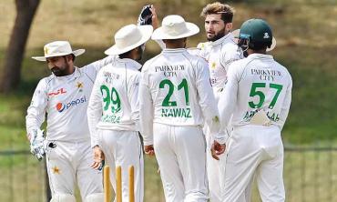 Pakistan, Sri Lanka face off