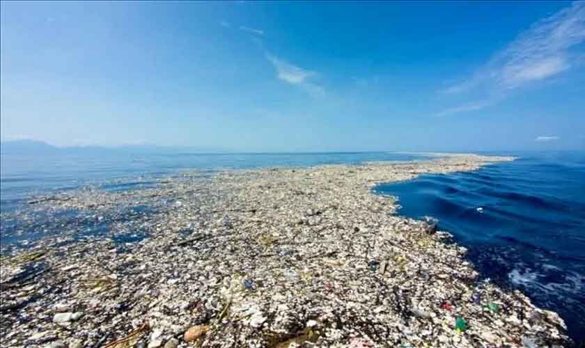 Governing  plastic waste