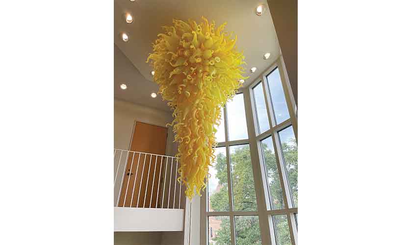 Glass sculpture, Dale Chihuly 1995.