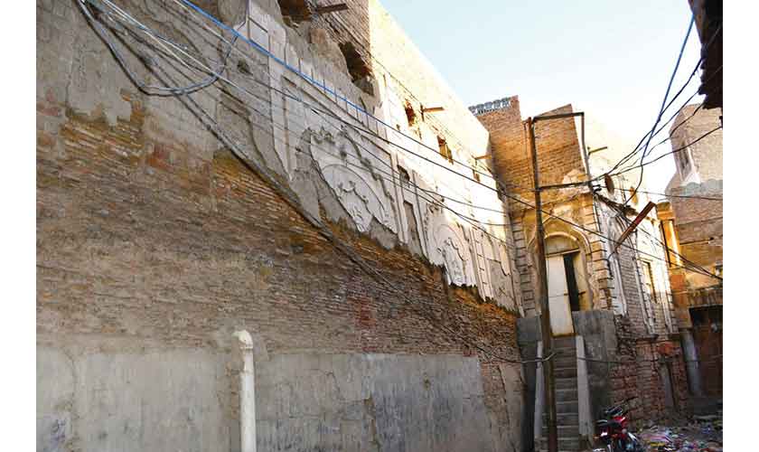 Haveli of Seth Lanida Singh Bajaj in Kakran Jo Thalo locality of Shikarpur.