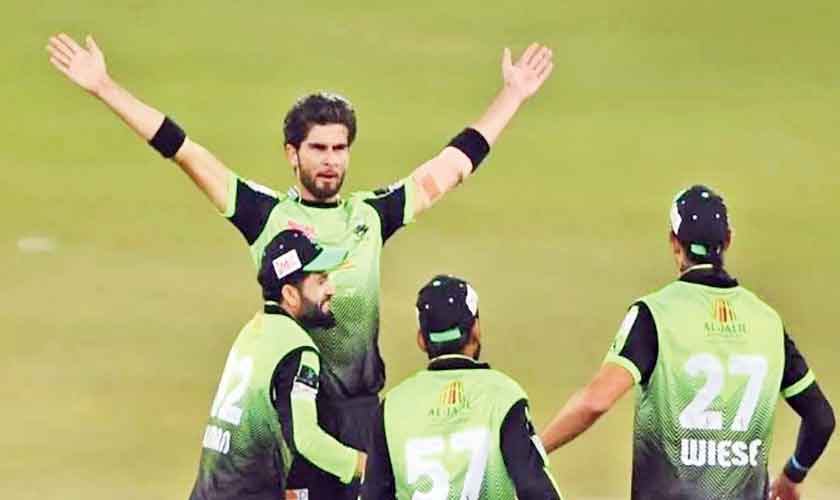 Sultans and Gladiators sizzle as Qalandars face early hiccups