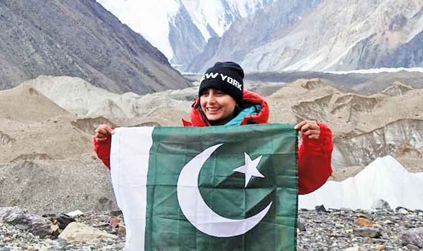 Iqra Jilani: The Shining Wall Climbing Star