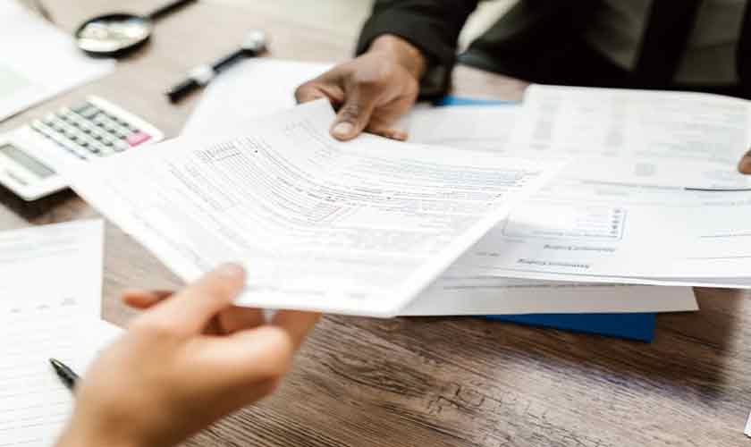 Between IMF and the untouchable elites