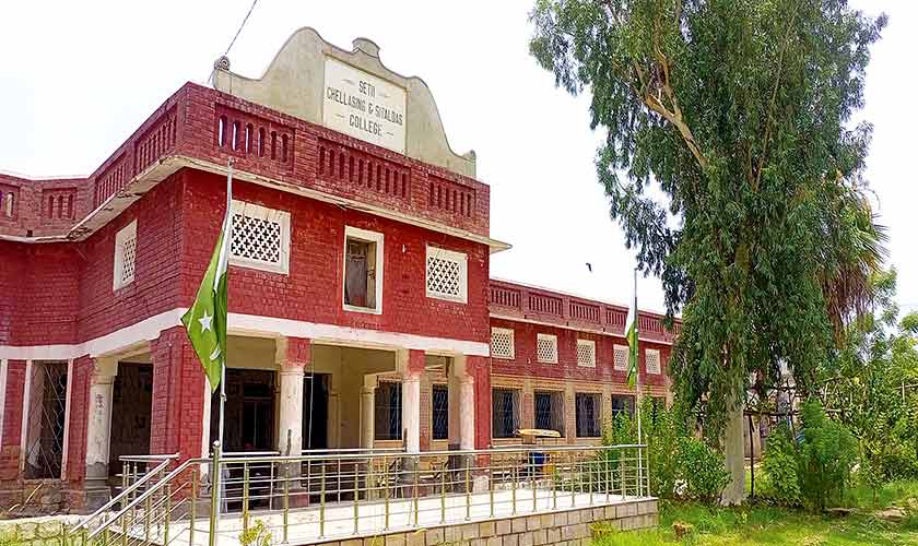 Chellasing and Sitaldas College. — Photos by the author