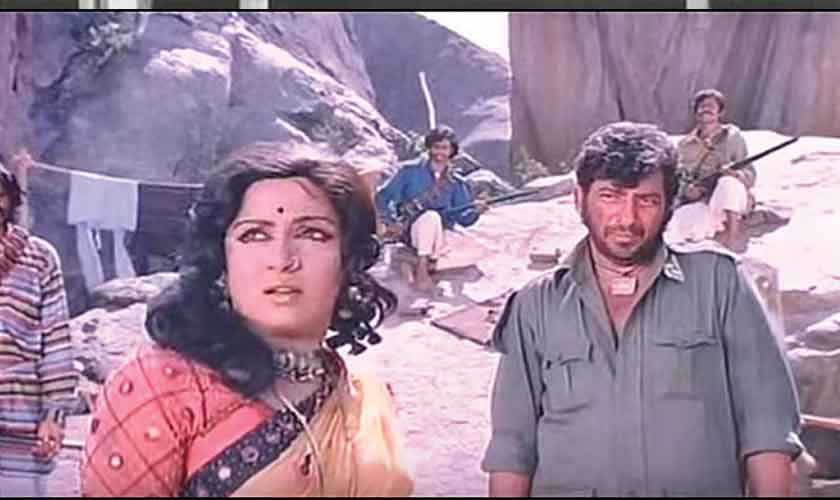 What does one owe the law when the law cannot protect one? Sholay keeps that question alive without a sermon.