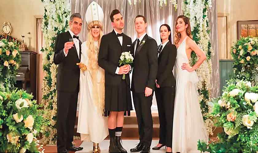 10 Comfort TV Shows That Still Hold Up in 2025