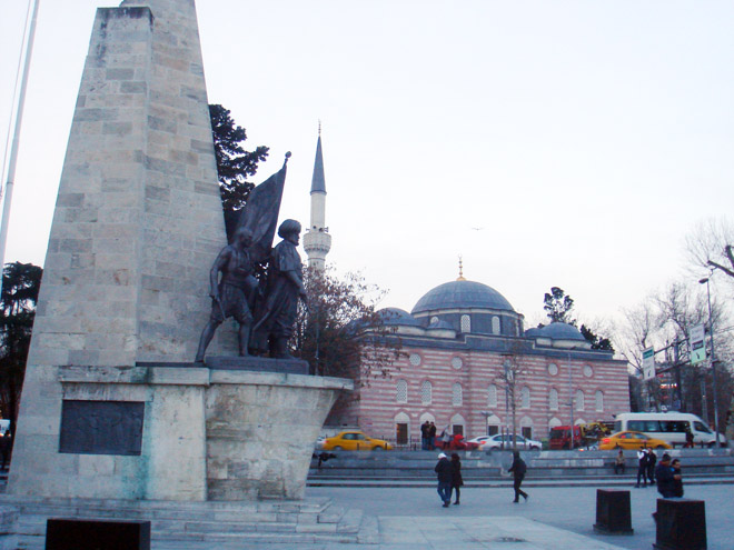Barbarossa Monument alongside Sinan Pasha Mosque.