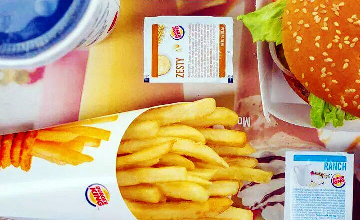 Unlike Pizza Hut, Burger King has not deemed it important to Pakistanise their menu in order to enhance its appeal for connoisseurs of desi food. There is no chicken tikka-esque burger.