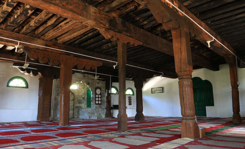 Interior of the Peochar mosque.