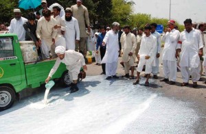 Show of strength at Islamabad&rsquo;s red zone. -- Photo by S A Qureshi